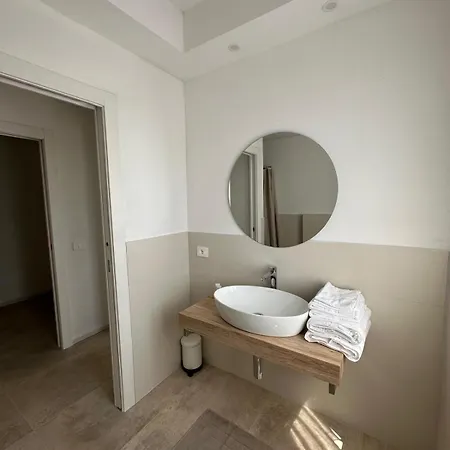 Homestay Viola Rooms, A 200mt Dalla Di Procchio (Isola d'Elba)