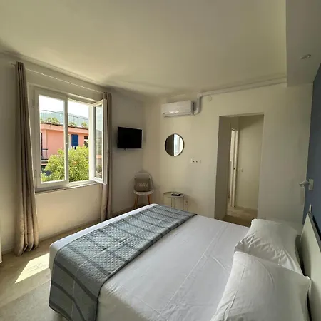 Viola Rooms, A 200mt Dalla Di * Procchio (Isola d'Elba)