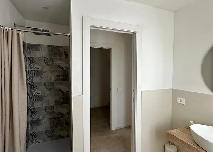 Viola Rooms, A 200mt Dalla Di