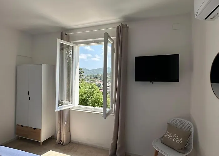 Viola Rooms, A 200mt Dalla Di *