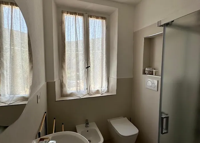 Rum i privatbostad Viola Rooms, A 200mt Dalla Di